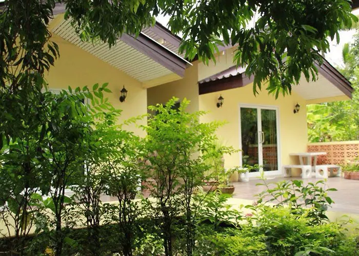 Baan Suan Phidchamika